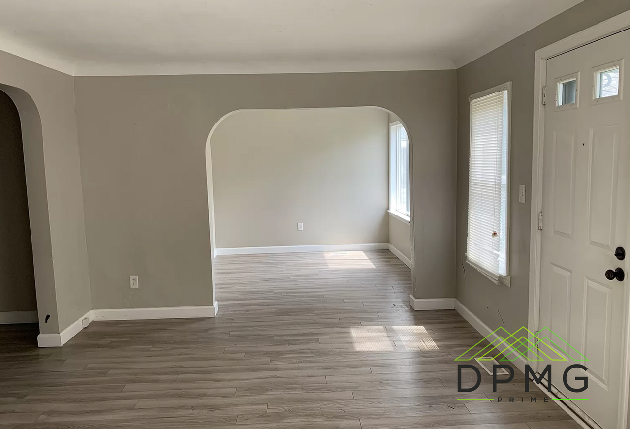 500 Dunlap St - Photo 2 of 11