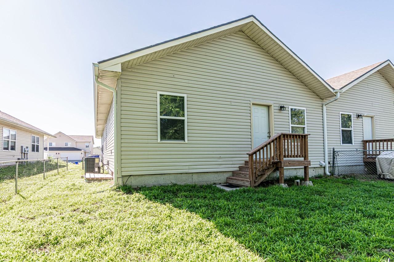 912 Whitetail Ct - Photo 6 of 41