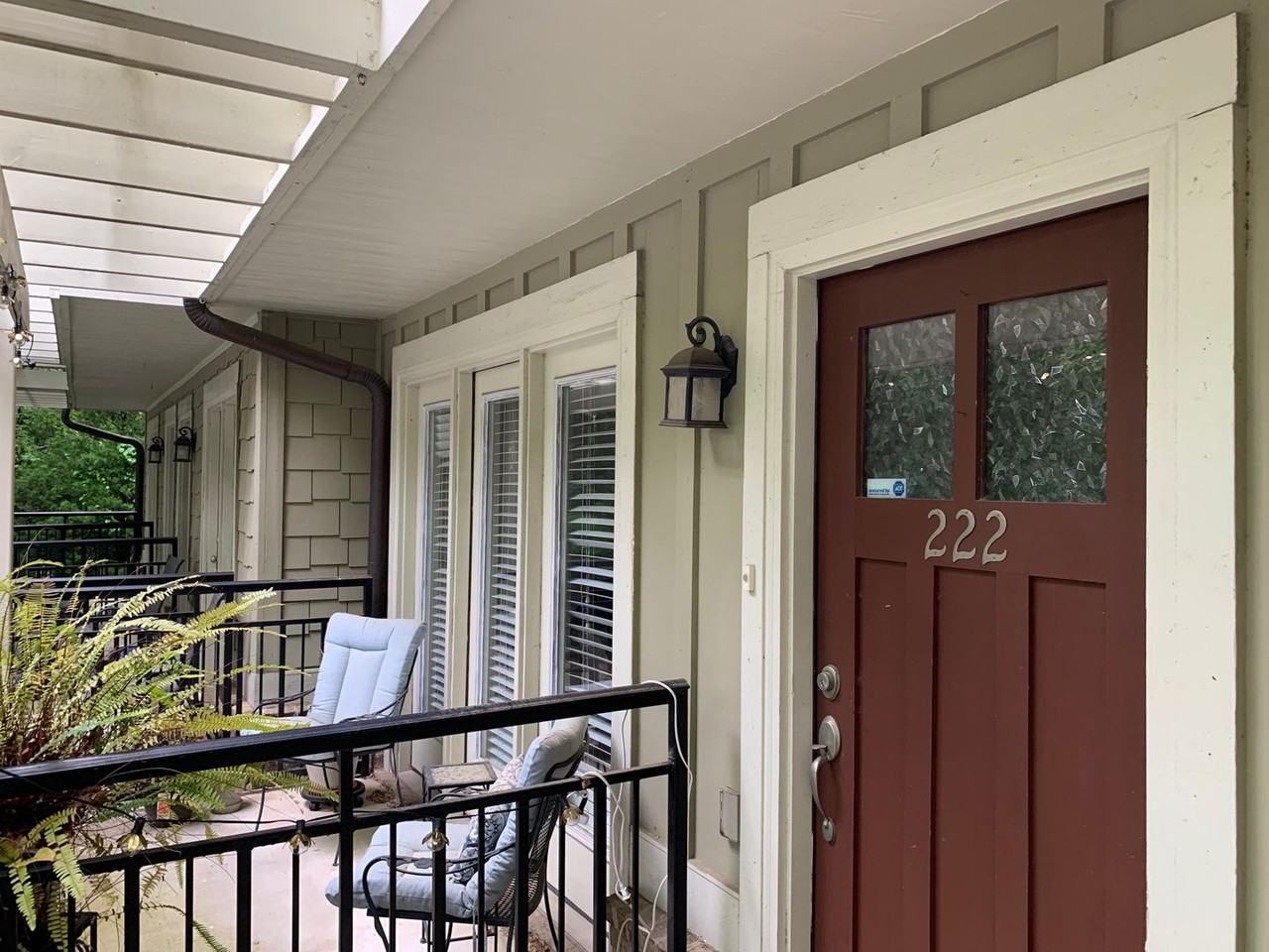 660 Barnett Shoals Rd - Photo 3 of 38