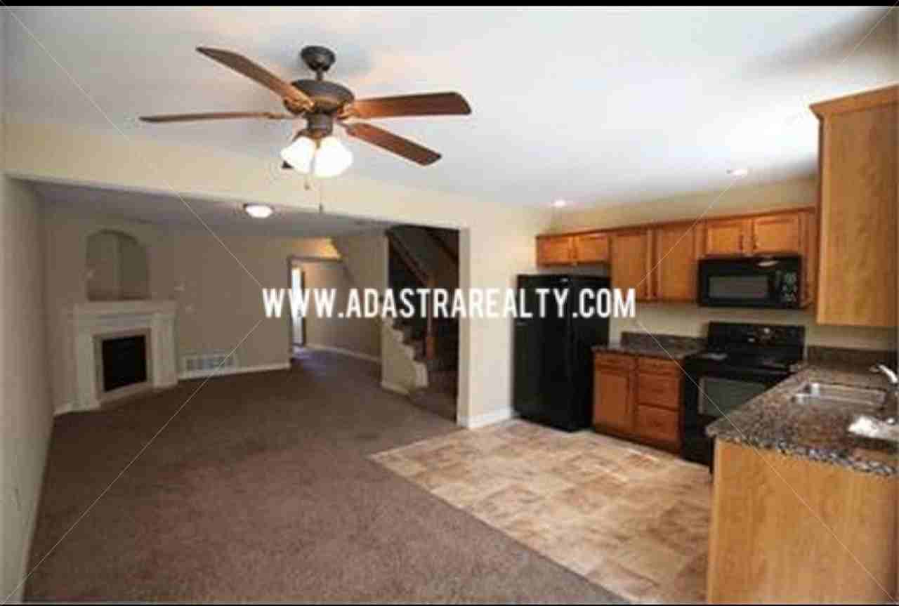 13761 Post Oak Ln - Photo 3 of 10