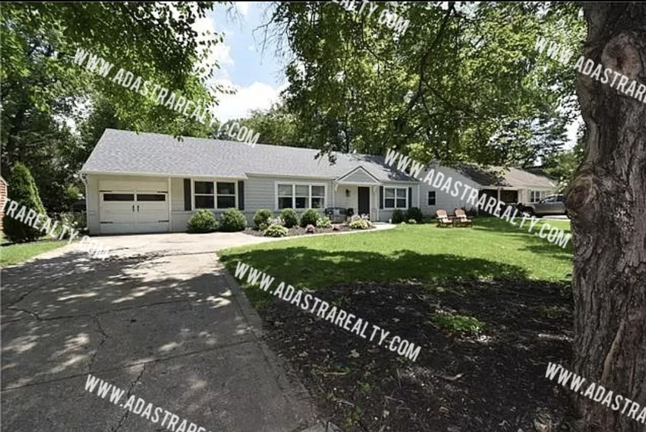 2227 W 78th St - Photo 3 of 33