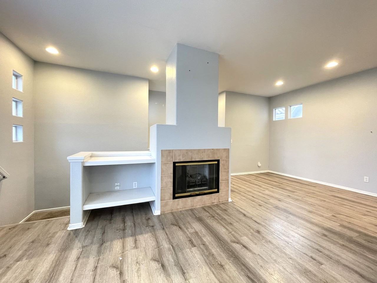 10964 Ivy Hill Dr #3 - Photo 4 of 20