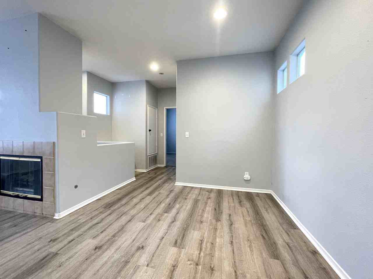 10964 Ivy Hill Dr #3 - Photo 6 of 20