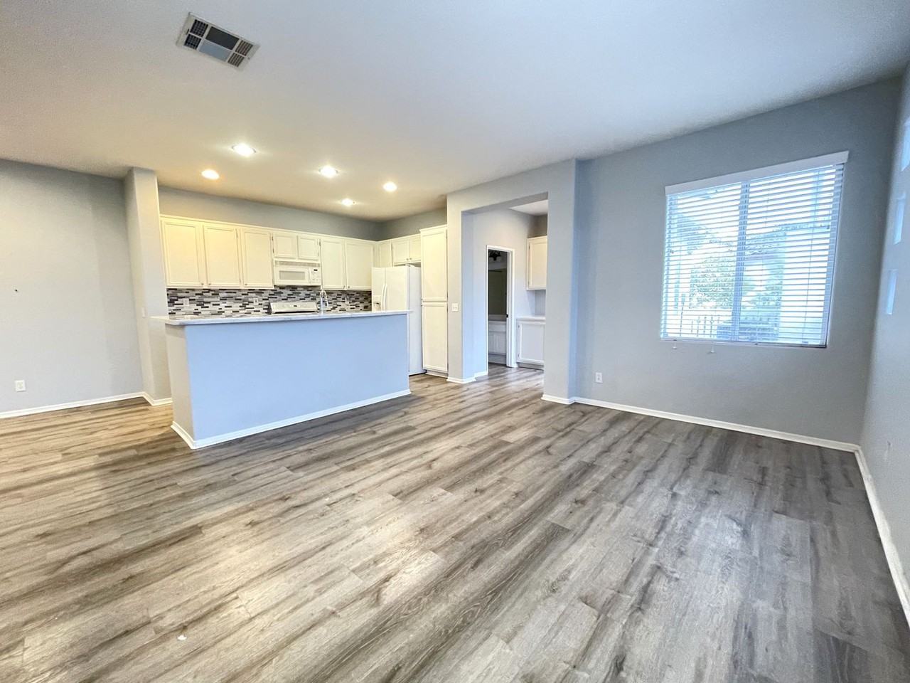 10964 Ivy Hill Dr #3 - Photo 7 of 20