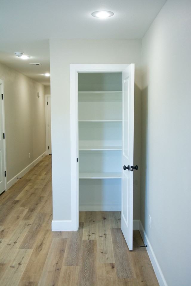 440 Blue Springs St - Photo 7 of 31