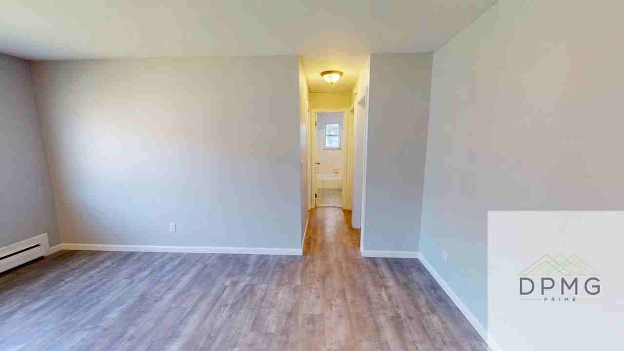 3006 Harwick Dr. Lansing, MI 48917 - Photo 6 of 25