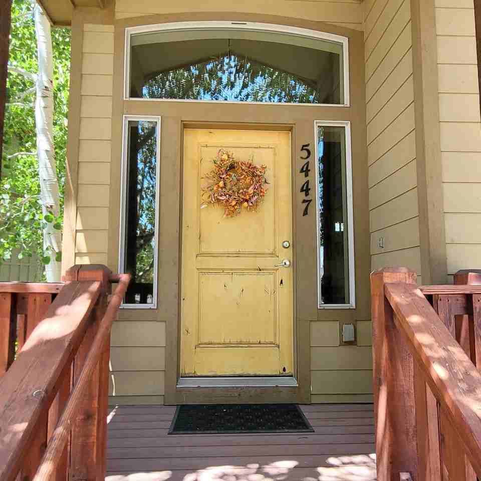 5447 Bobsled Blvd - Photo 5 of 32