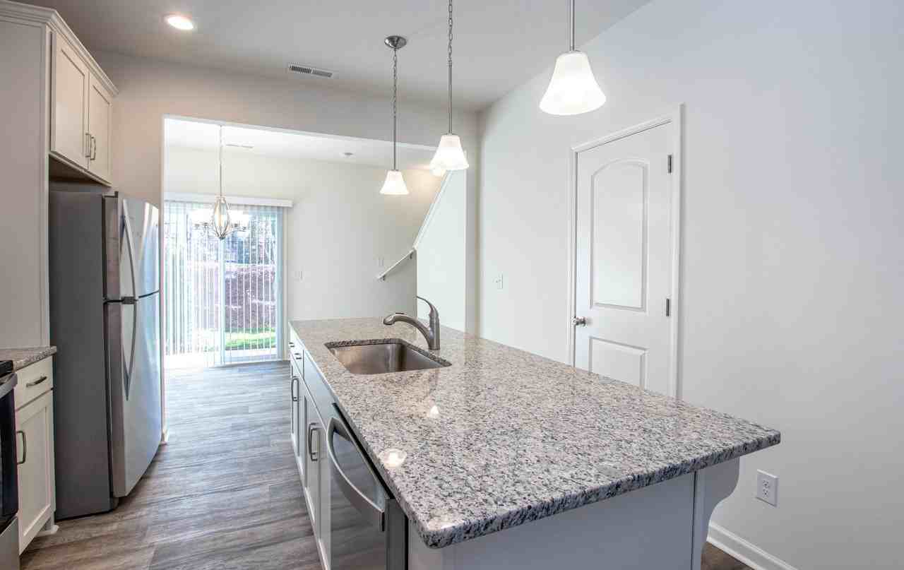 8557 Forest Point Rd Nw - Photo 6 of 20