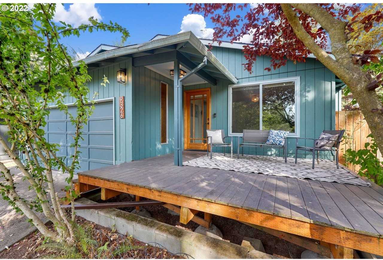 9326 Southwest 51st Avenue