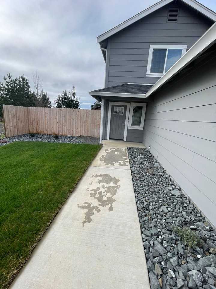1117 Chelsea Way - Photo 2 of 25