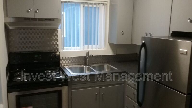 1620 11th Ave - Photo 4 of 7
