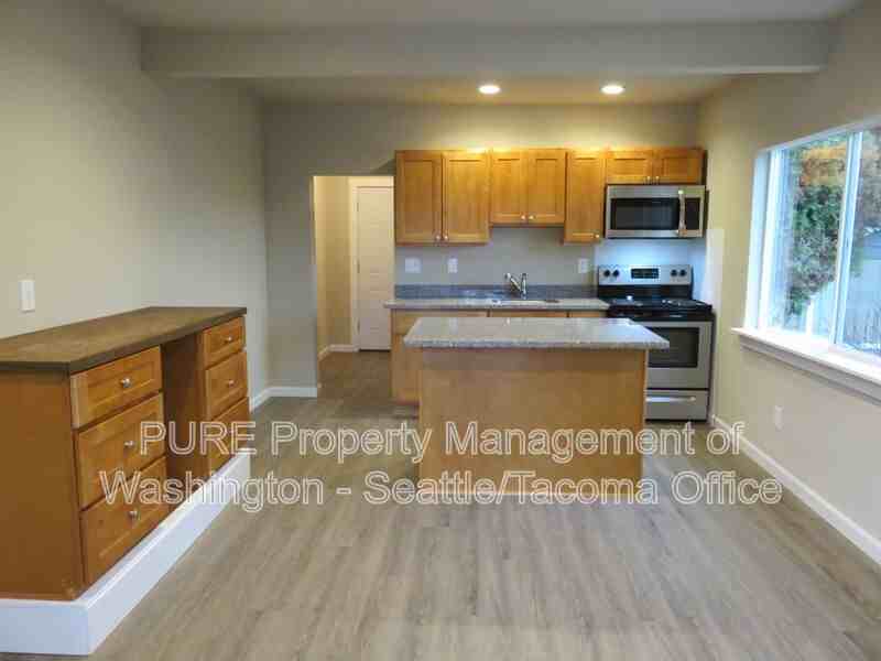 202 Solberg St Sw #C - Photo 2 of 6