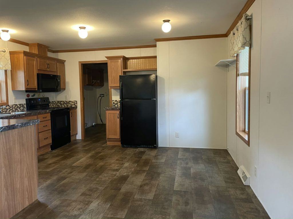 4426 San Juan Dr S - Photo 3 of 17