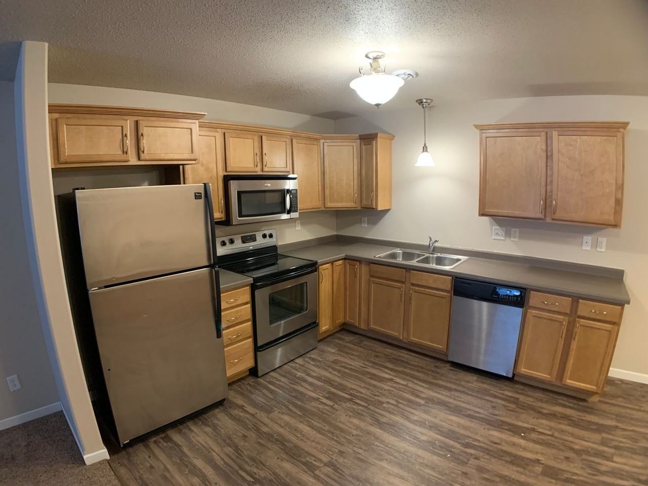 Townhomes - Photo 5 of 16