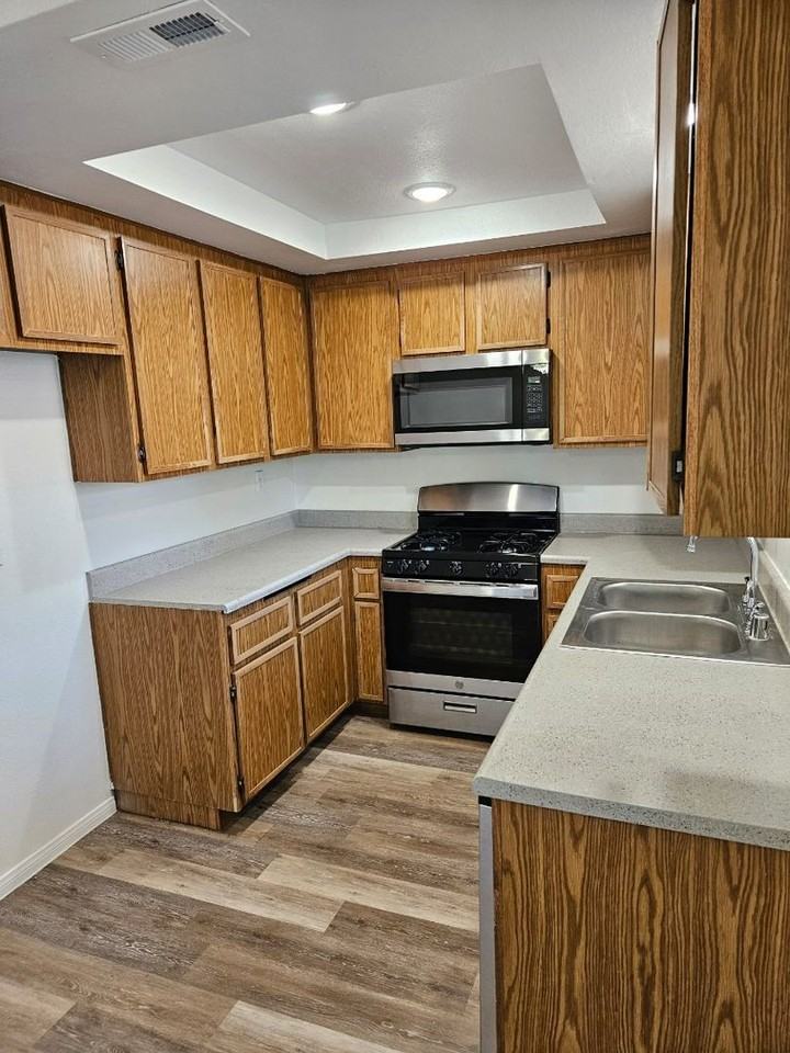 Valley View Village Apartments - Photo 2 of 10