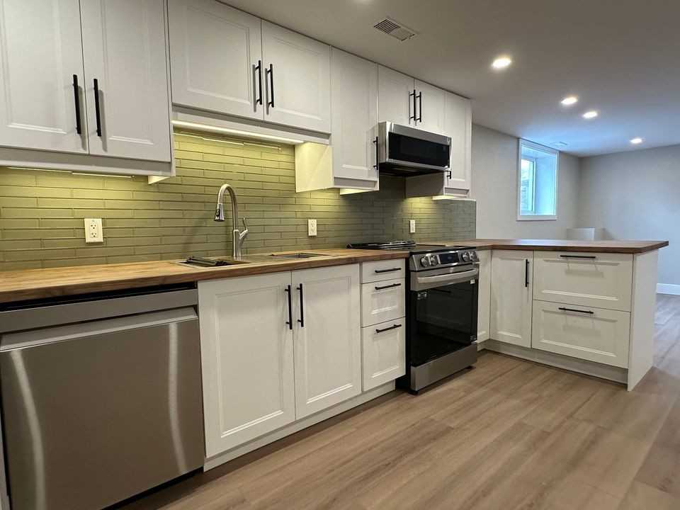 75 Castlefield Drive - Photo 2 of 18