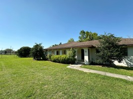 featured image of 3232 Sw 42nd Pl