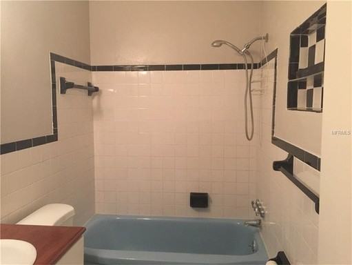 5325 59th Way N - Photo 3 of 7