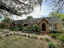 featured image of 1111 Sw 6th Ave