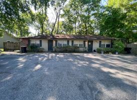 featured image of 5925 Sw 10th Ln