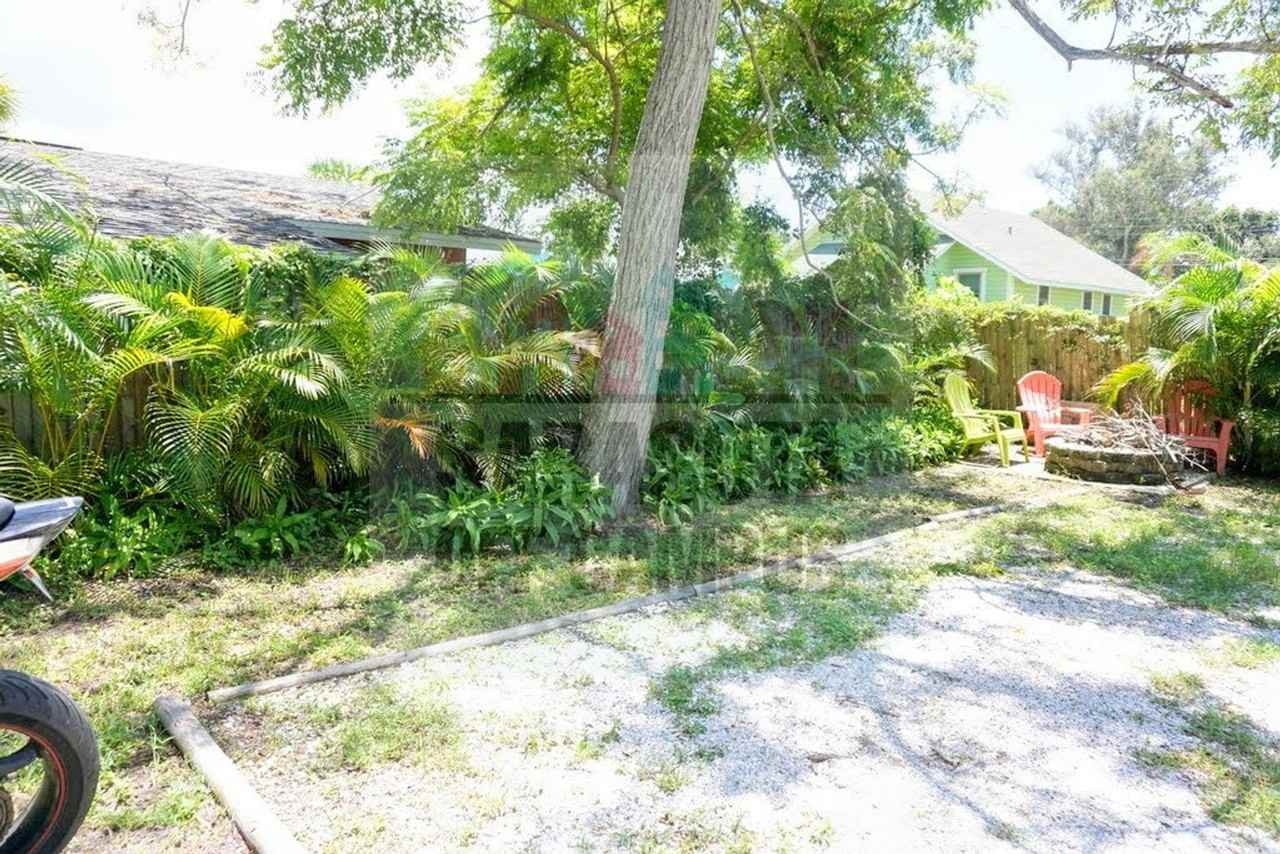 1148 Highland Ave - Photo 5 of 46