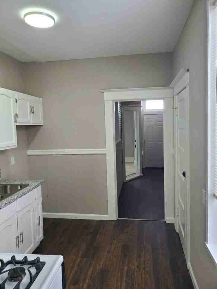 317-331 5th St - Photo 3 of 16