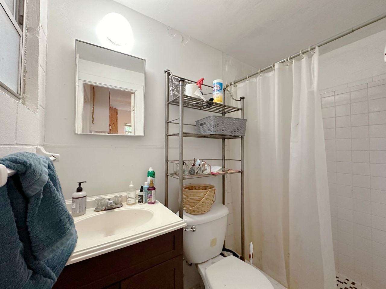 732 Ne 3rd Ave - Photo 7 of 10