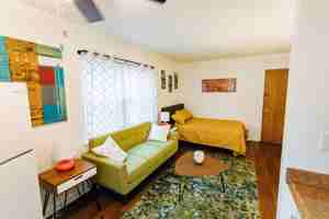 featured image of 501 W Hillsdale St
