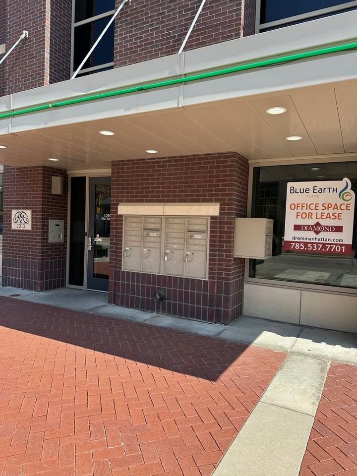 227 Blue Earth Pl #301 - Photo 2 of 41