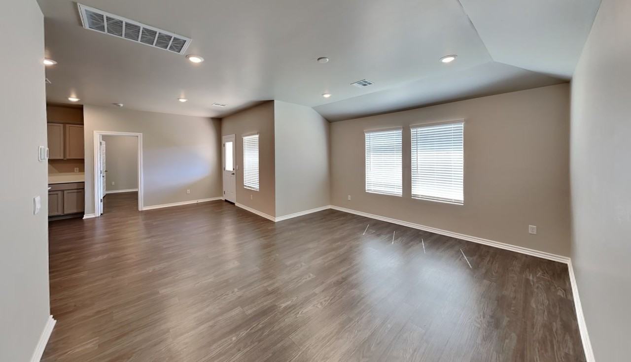 10328 Nw 27th St - Photo 4 of 20