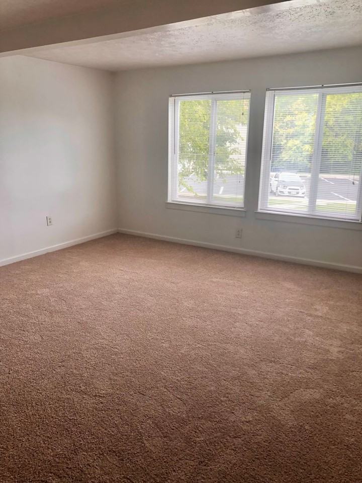 Cascades Pointe - Photo 3 of 39