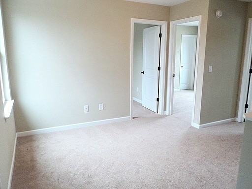 137 The Heights Dr - Photo 7 of 16