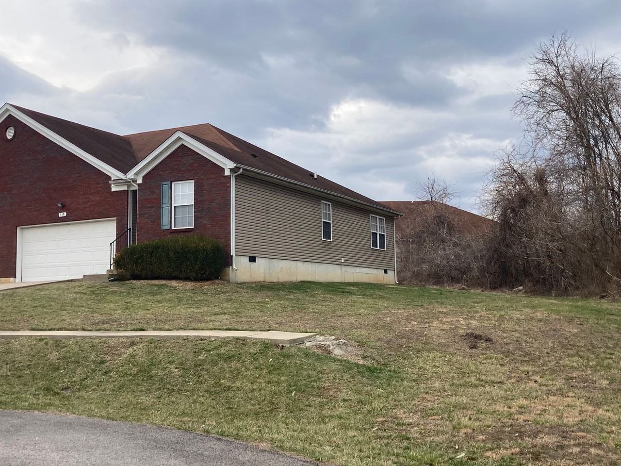 115 Kestrel Ct - Photo 2 of 24