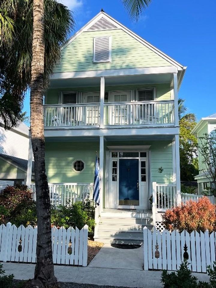 205 Golf Club Dr - Photo 2 of 23