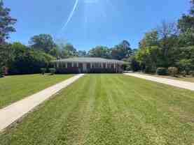 106 N Jackson Rd - Photo 1 of 1