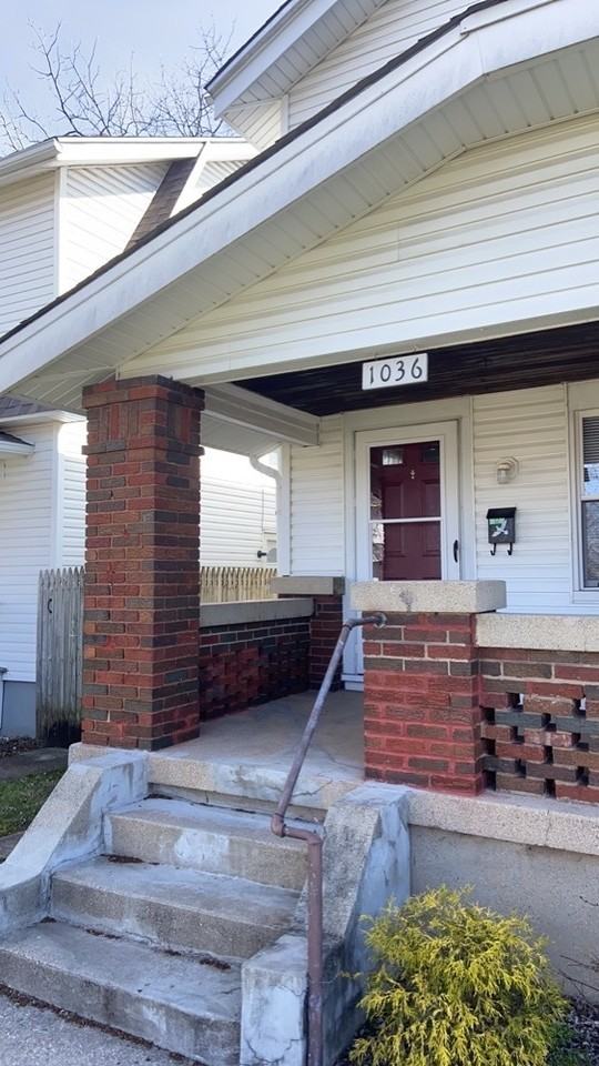 1036 Walnut Hill Pl - Photo 2 of 34