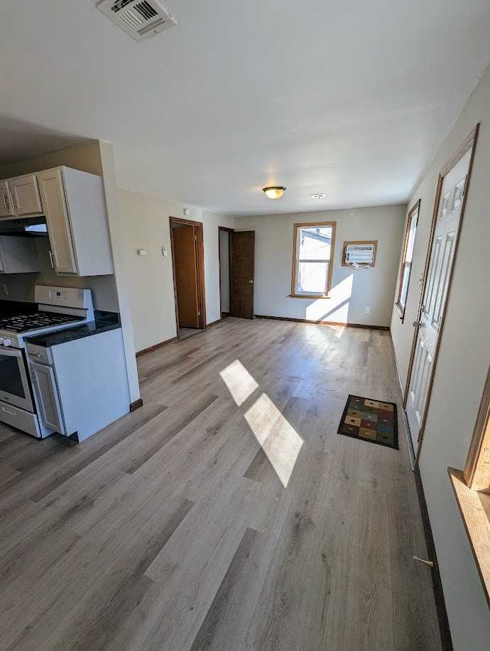 108 N High St #NA - Photo 2 of 9