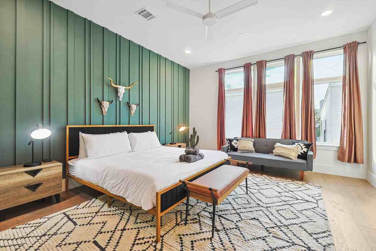 1805 Browder St #103 - Photo 4 of 40