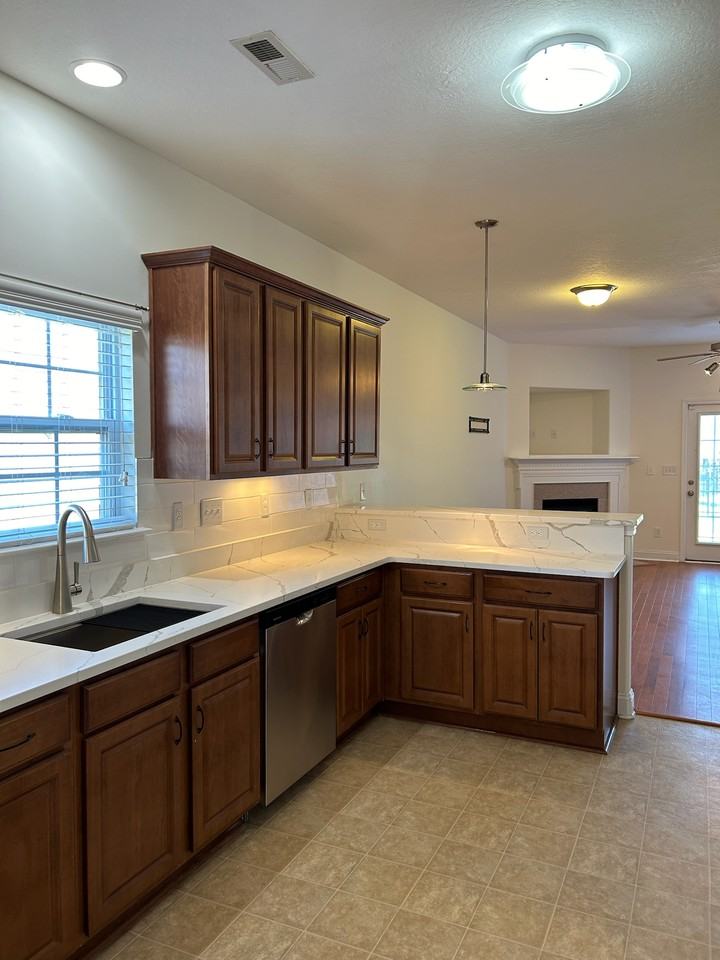 2444 Glyncastle Way #NA - Photo 4 of 27