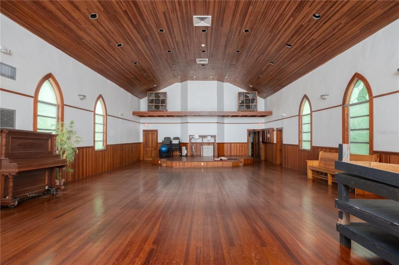 619 Northeast 1st Street #2 - Photo 4 of 5