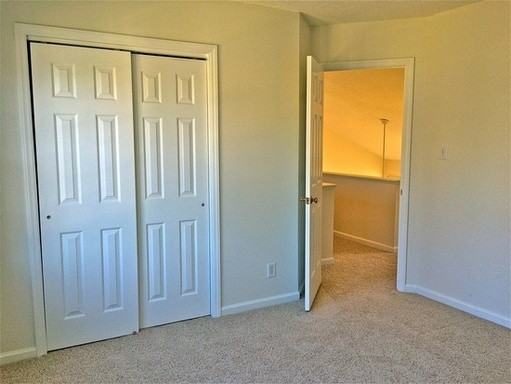 132 Holly Oak Cir - Photo 2 of 5