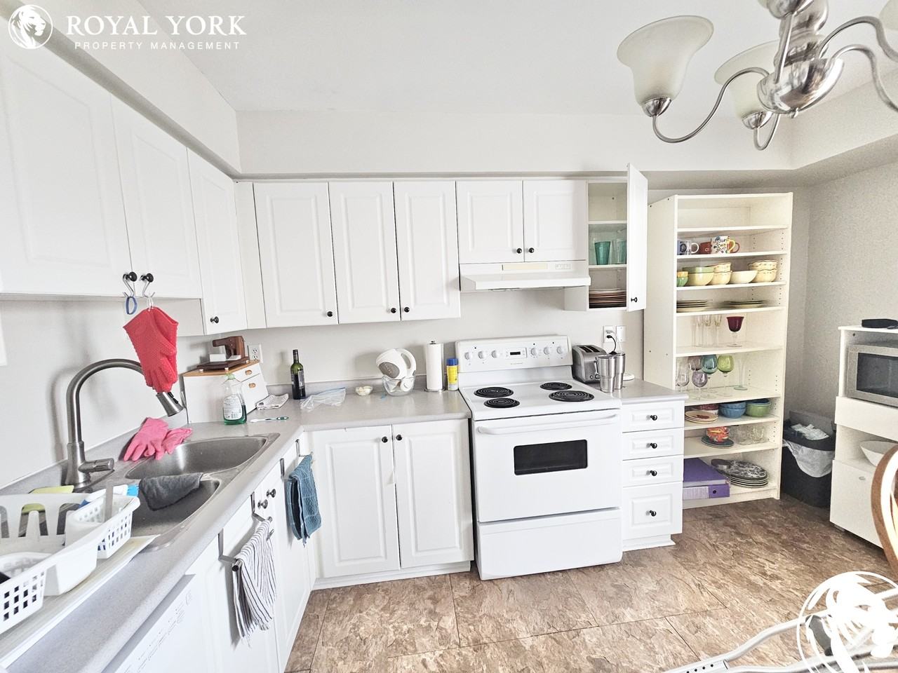 64-245 Ferndale Drive South, Barrie, Ontario L4N 0T6 - Photo 3 of 12