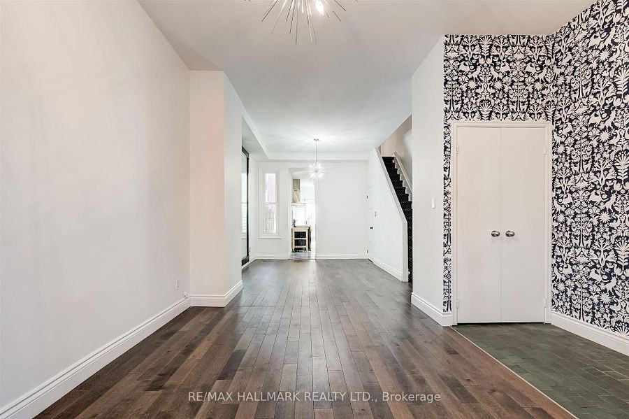 117 Pape Avenue - Photo 3 of 39