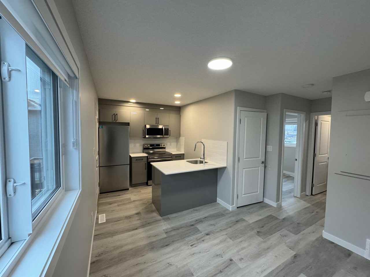 4305 38 St #GS - Photo 2 of 6
