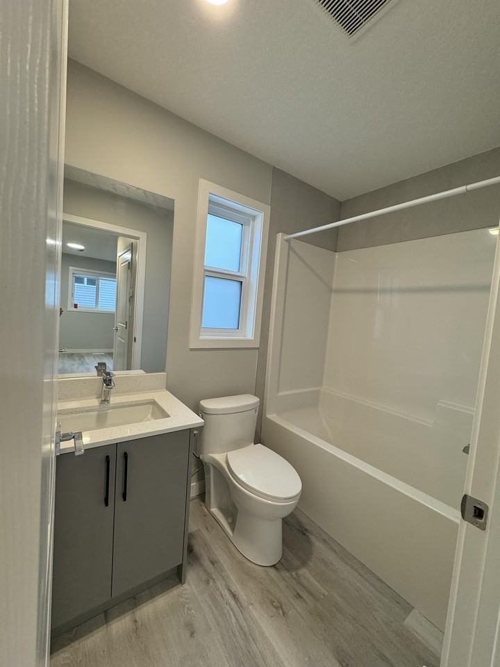 4305 38 St #GS - Photo 5 of 6
