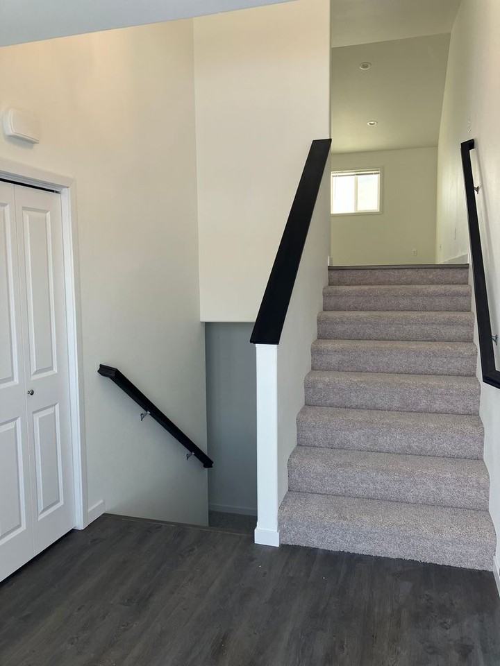 829 5th St Se - Photo 3 of 20