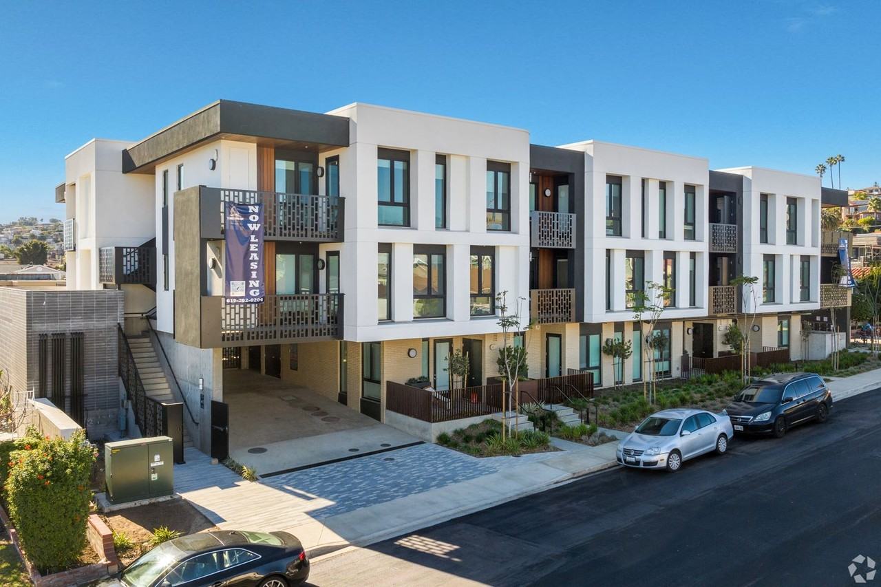 Punta Lara Apartments - Photo 2 of 38