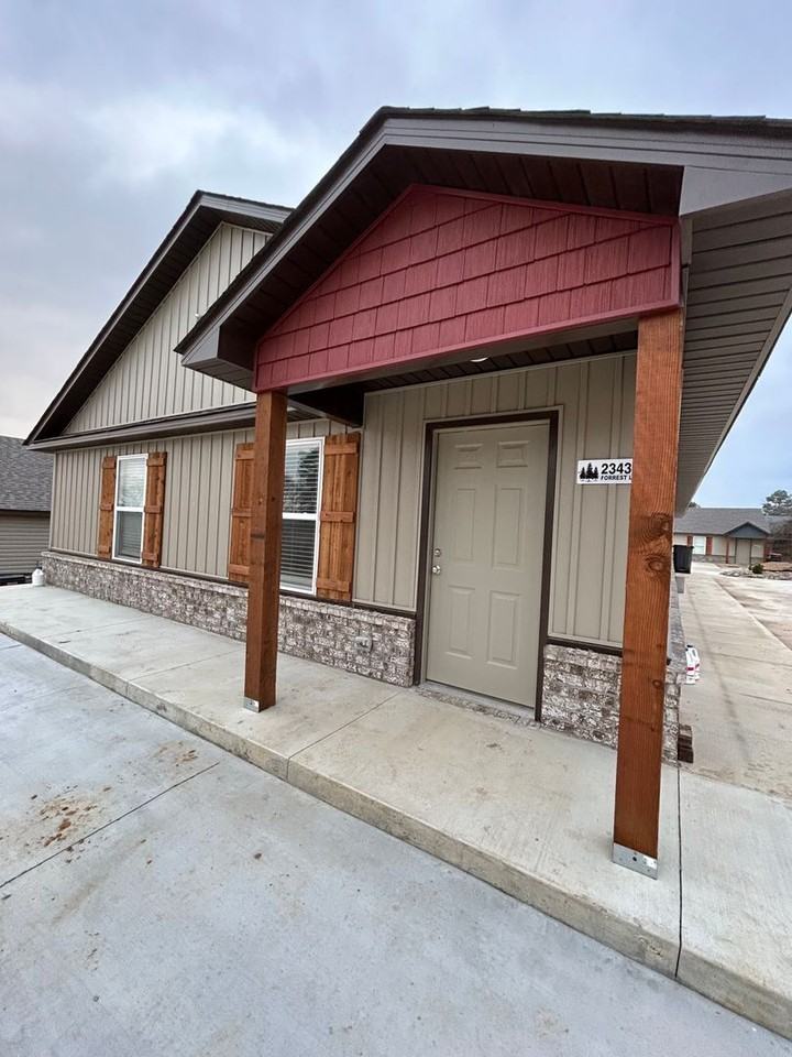 2215 Forrest Loop - Photo 7 of 12