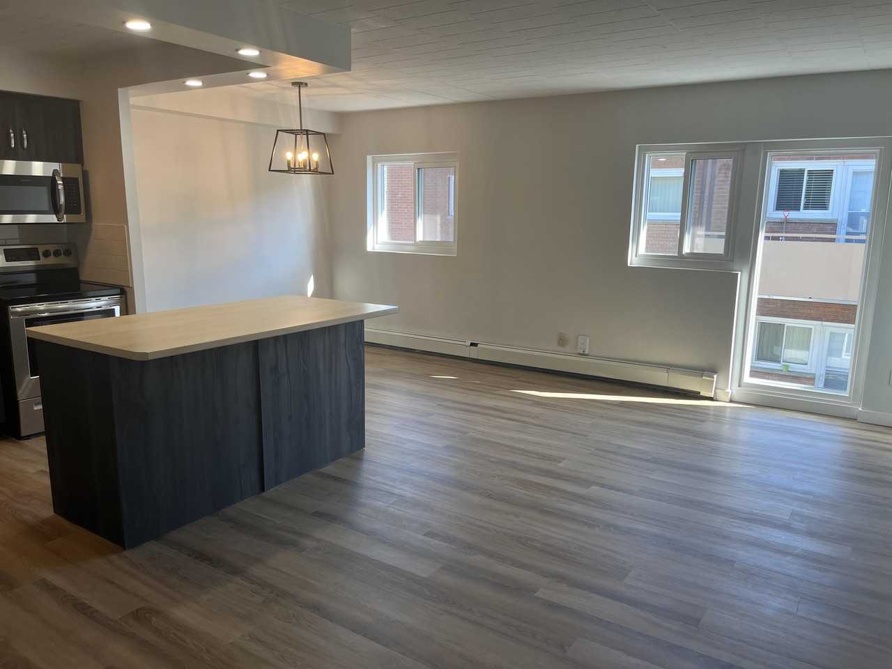 1578 10-1578 Kelly Lake Road #10 - Photo 2 of 8