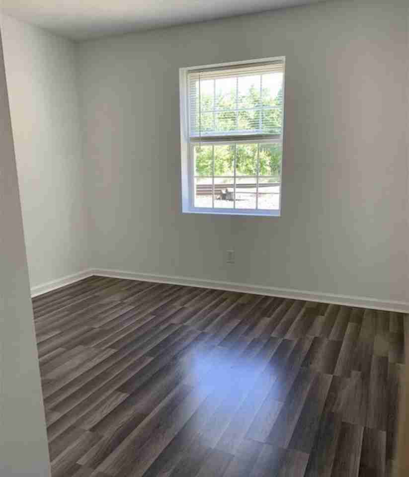 710 N 9th St #A - Photo 6 of 6